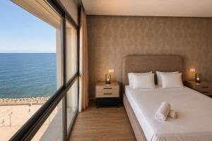 Marina Premium Residences
