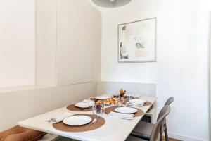 The Monti Residence - by MyHomeInComo