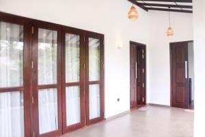 Parrot Perch Villa Dickwella