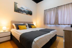 Green Cube Capsule Hostel