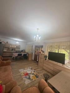 B House Bușteni
