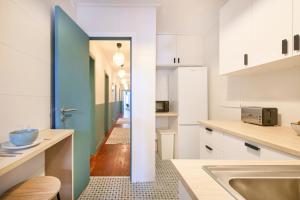 Cozy Suite in a Coliving Apartment in Arroios