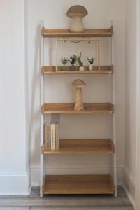 The Sherlock Sanctuary - Stylish Marylebone Flat