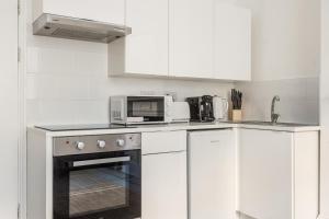 The Sherlock Sanctuary - Stylish Marylebone Flat