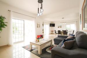 Villa Bahia - Moradia com piscina de água salgada em Albufeira