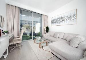 Stylish Cozy Studio in Luma 22, Jumeirah Village Circle