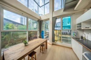 SHIN Hostel Ratchada ROTFAI