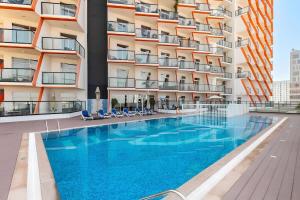 Spacious 2 Bed in Binghatti Gateway