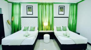 Green Banana Business Hotel