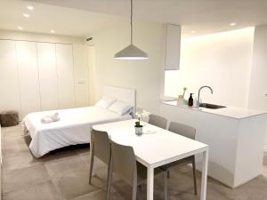 Convenient Valencia Studio Near Nou Mestalla & Metro
