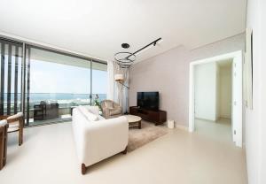 Seaside Hills 1BR with Sea View Balcony
