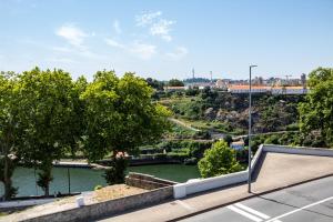 3BR Batalha City Stay by LovelyStay