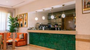 Intouriste Hotel & Suites