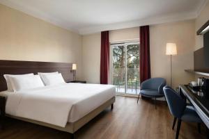 Courtyard by Marriott Rome Central Park
