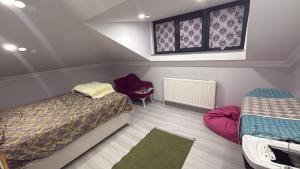 Cozy 2 Seprate Bedroom Apartment in Kkekmece with Stunning Views