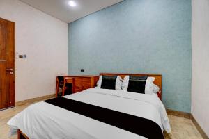 Collection O near Universitas Pelita Harapan formerly Ohana Residence Karawaci