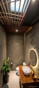 GresH House Sayan