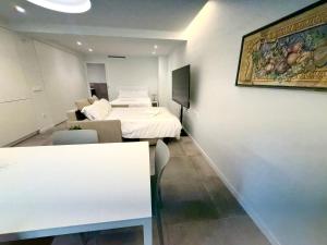Modern Valencia Studio Near Nou Mestalla & Metro
