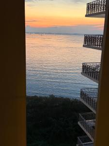 Bayshore Phase2 Luxury 2bedroom Near Okada & Airport