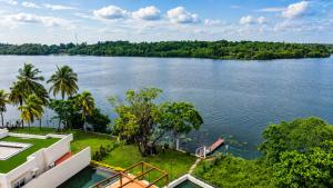 Bolgoda Water Estate Villa By CM Holiday