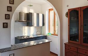2 Bedroom Amazing Home In Gioiosa Marea