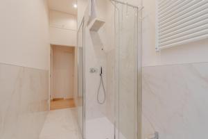 GuestHost - Suite San Lorenzo Chic Apartment with Private Courtyard