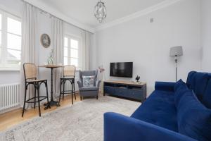 Stylish Apartment in Warsaws Old Town by Noclegi Renters