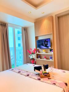 Velora Stay