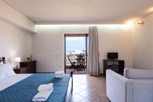 Kahlua Bay Apartments