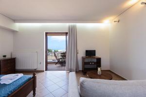 Kahlua Bay Apartments