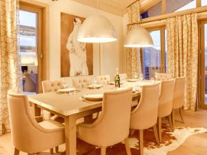 Courchevel T5 Contemporain 8p avec Parking et WIFI - FR-1-562-13