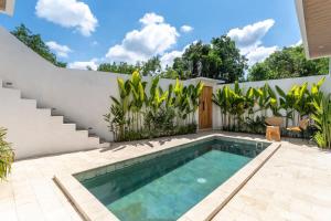Villa Candi - Stylish Tropical Pool Villa