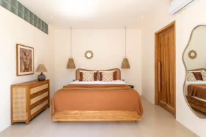 Villa Candi - Stylish Tropical Pool Villa