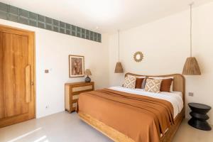 Villa Candi - Stylish Tropical Pool Villa