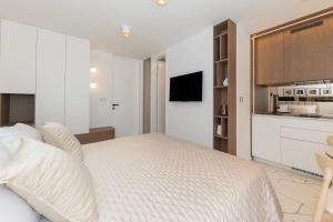 Luce sul Mare studio apartment 1