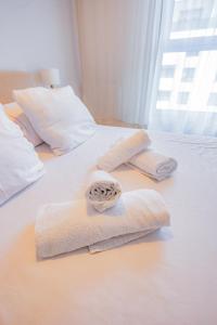 Beige Harmony Residence for Family & Business with Parking and AC by UniqueRent