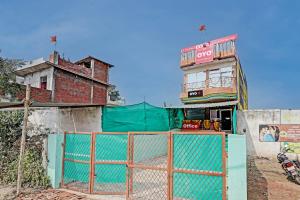 SPOT ON THE PRATHAM HOTEL