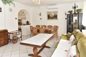 Tiszavirág Apartmanok
