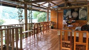 Bale Cabugao Cottages Rental El Nido overlooking Beach