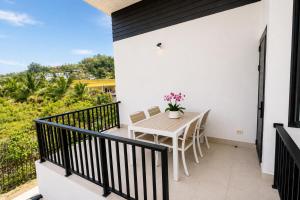 Bann Suksan Pool Apartment Rawai 2 Bedroom