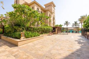 Stylish 1BR - Grand Royale Luxe Escape