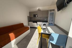 Cozy apartment with private garden in Bibione