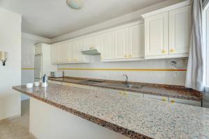 San Isidro 3 urban space: 75m² de vida