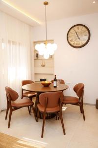 Strmena Boutique Apartment - Breakfast Included