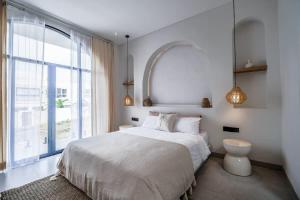 Stylish 2BR Villa few minutes to the beach