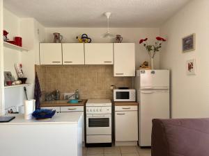 Spacieux T1 Alcove, 46 pers - Centre Gruissan, 400m Plage, Ascenseur, Parking Proche - FR-1-796-57