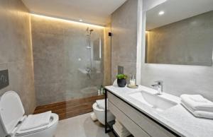 Piraeus Suites Port Luxury G13