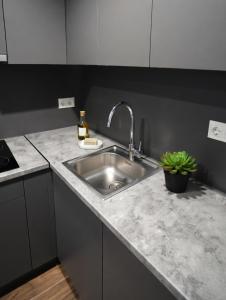 Piraeus Suites Port Luxury G13
