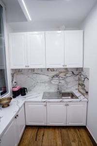 AUREA ROME ANTIQUE ROOMS - Guest House