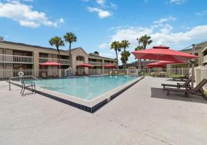 Lyrios Vacation Rentals - Legacy